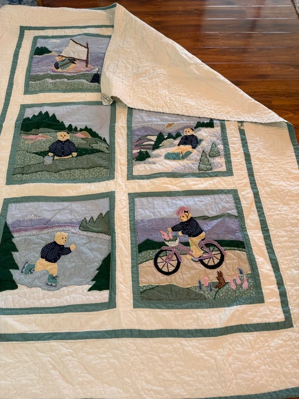 L.L. Bean Cream & Teal Patchwork Applique Quilt and Pillowcase